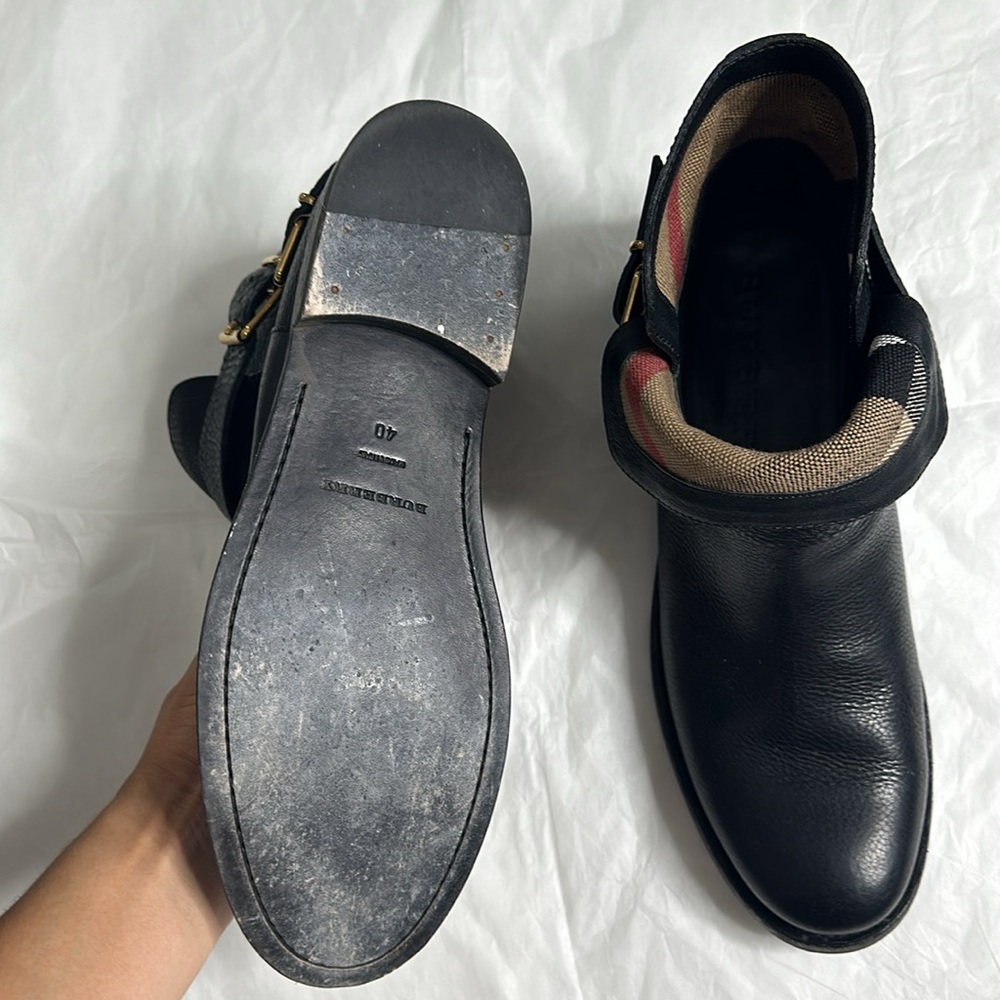 Burberry booties size 40 - Picture 2 of 7